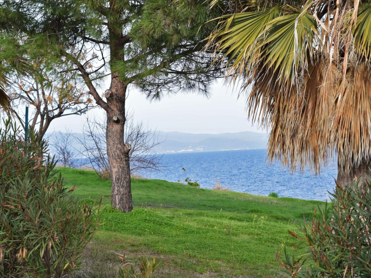Fantasea View By Travelpro Services Nea Fokaia Halkidiki Exterior photo